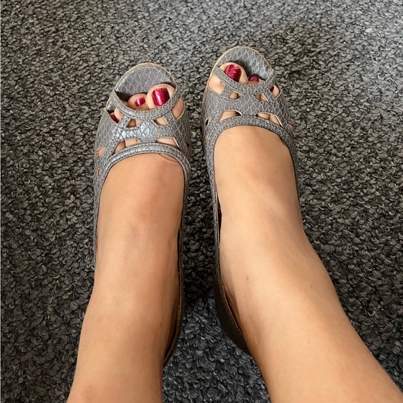 Sexy Snake Print Wedge Shoes Peep Toe High Heel Grey Cut Out 6 Women Sandal New - Picture 4 of 11